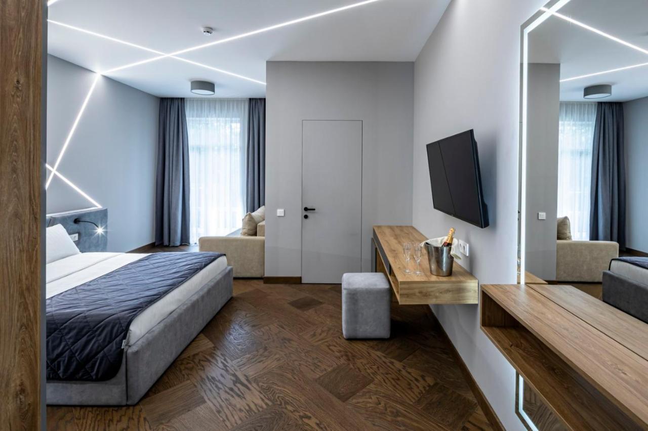 Otaman Resort Pasiky-Zubryts'ki エクステリア 写真